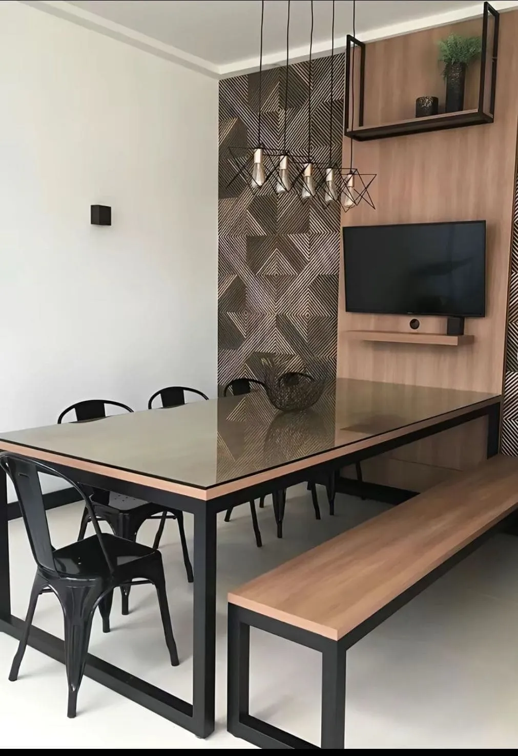 conjunto de hierro y madera hecho a mano en Donosti